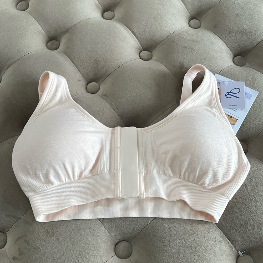 Liberare comfort sculpt seamless Wireless Front Close Adaptive Bra Size S (34B).